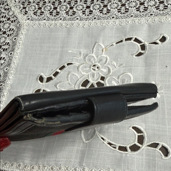 Gucci men Black and Gray Wallet with Red and Green Stripe - Picture 16 of 16